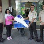 Lilis Simamora Dapat Sepeda Motor dari Undian Pembayaran PBB di Medan